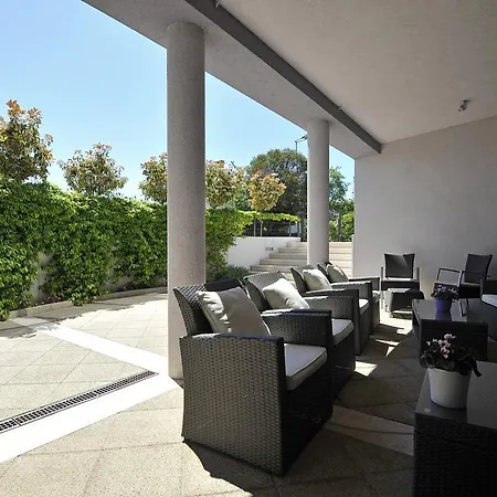 Vendégház & Lavandula Exclusive Zára