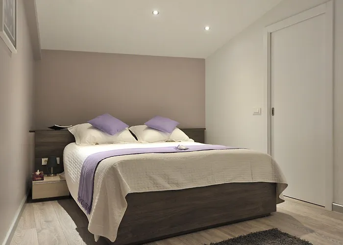 アパートメンツ＆ルームズ ラベンデュラ エクスクルーシブ ゲストハウス