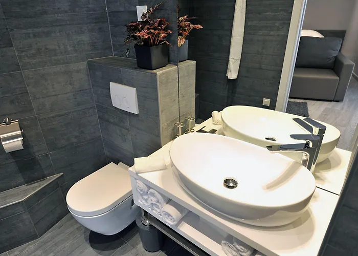 アパートメンツ＆ルームズ ラベンデュラ エクスクルーシブ 4*