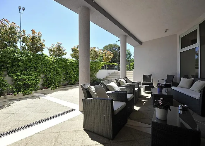 ゲストハウス アパートメンツ＆ルームズ ラベンデュラ エクスクルーシブ ザダル