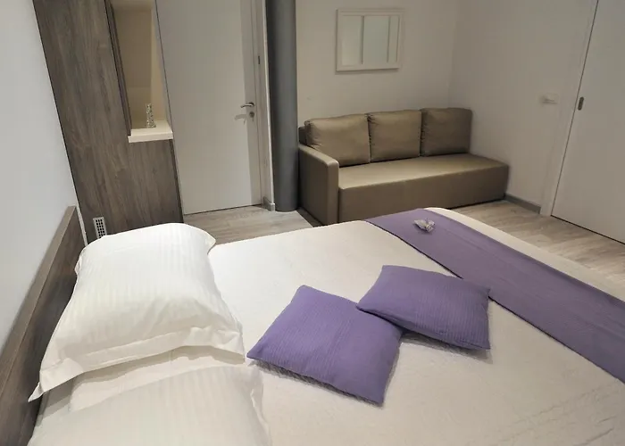 アパートメンツ＆ルームズ ラベンデュラ エクスクルーシブ 4*